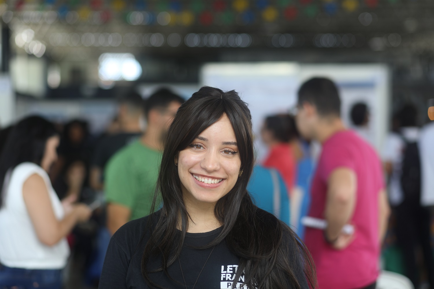 Ysaévanne Feitosa estuda Letras Português-Francês (foto: Mateus Ferreira/ Ascom UFS)