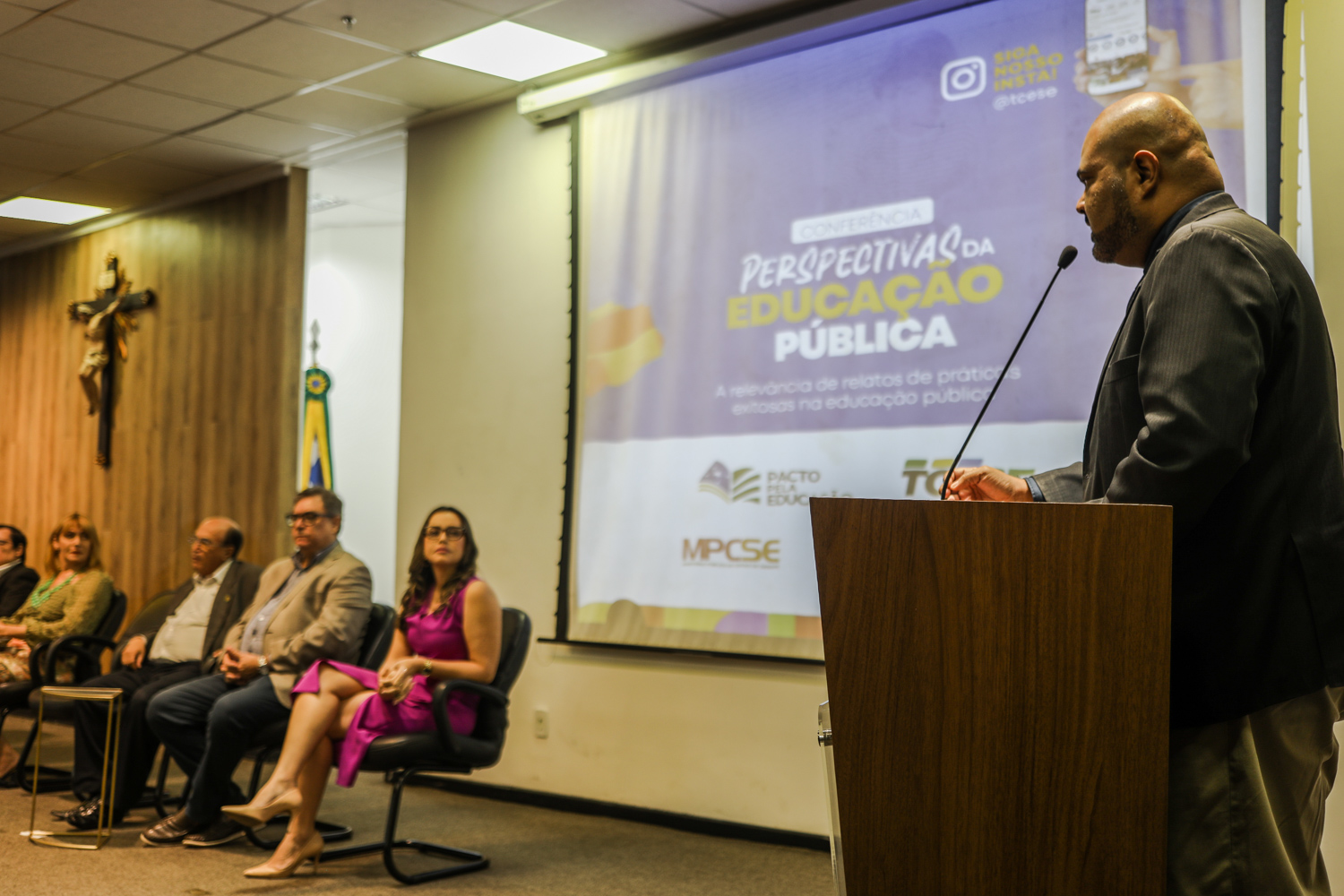 Valter Santana, reitor da UFS, discursou durante o evento. (foto: Elisa Lemos/Ascom UFS)