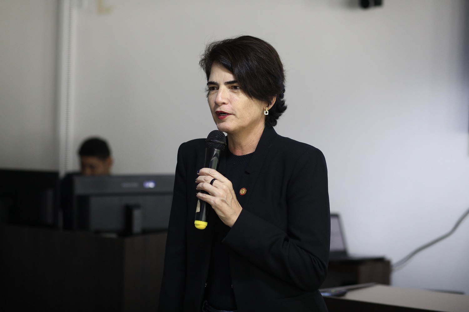 Pró-reitora de Pós-Graduação da UFPE, Carol Leandro ministrou a palestra. (foto: Adilson Andrade/Ascom UFS)