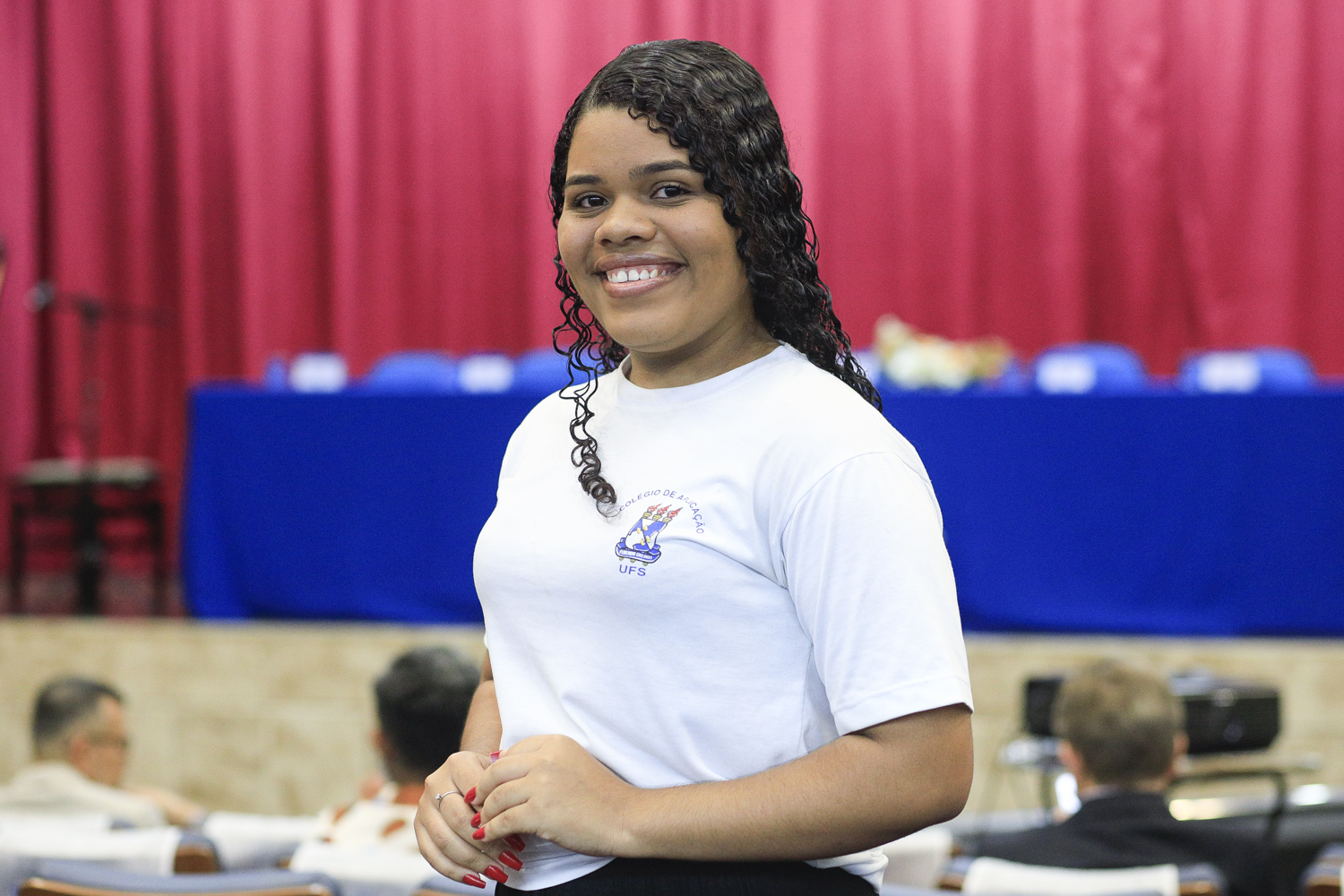 Kauanne Araújo é aluna do 3º ano do ensino médio do Codap/UFS. (foto: Adilson Andrade/Ascom UFS)
