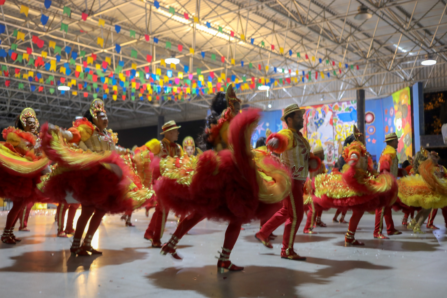 Quadrilha junina Pioneiros da Roça realizou apresentação. (foto: Elisa Lemos/Ascom UFS)
