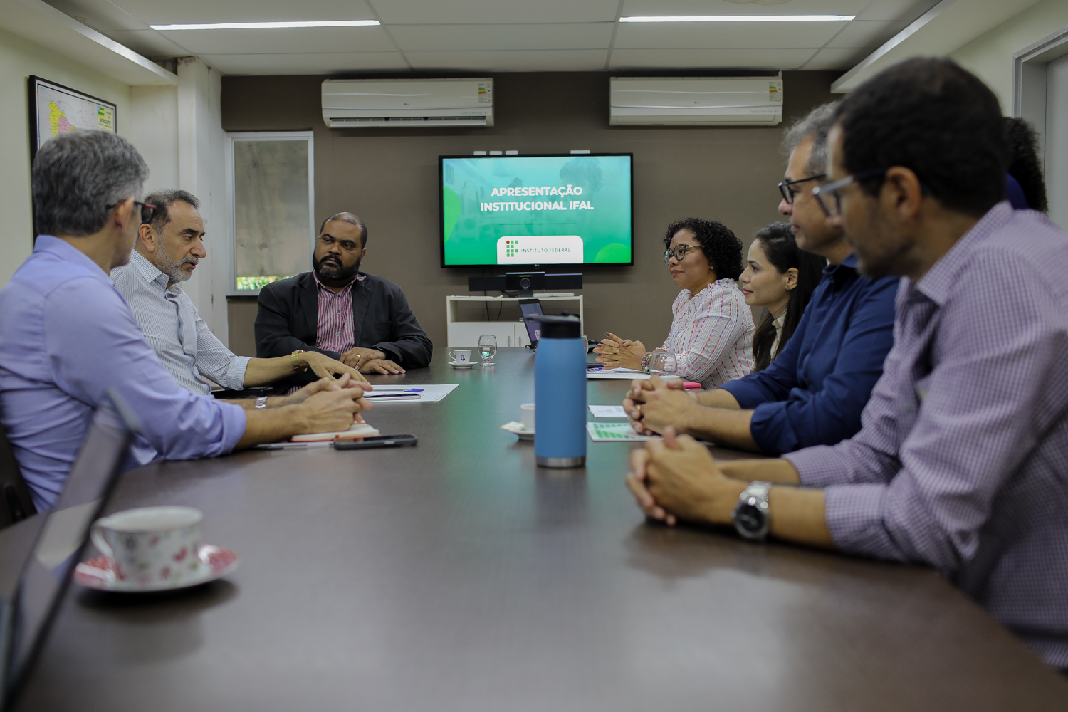 A solenidade aconteceu na Sala de Reuniões do Gabinete do Reitor da UFS. (Foto: Elisa Lemos/Ascom UFS)