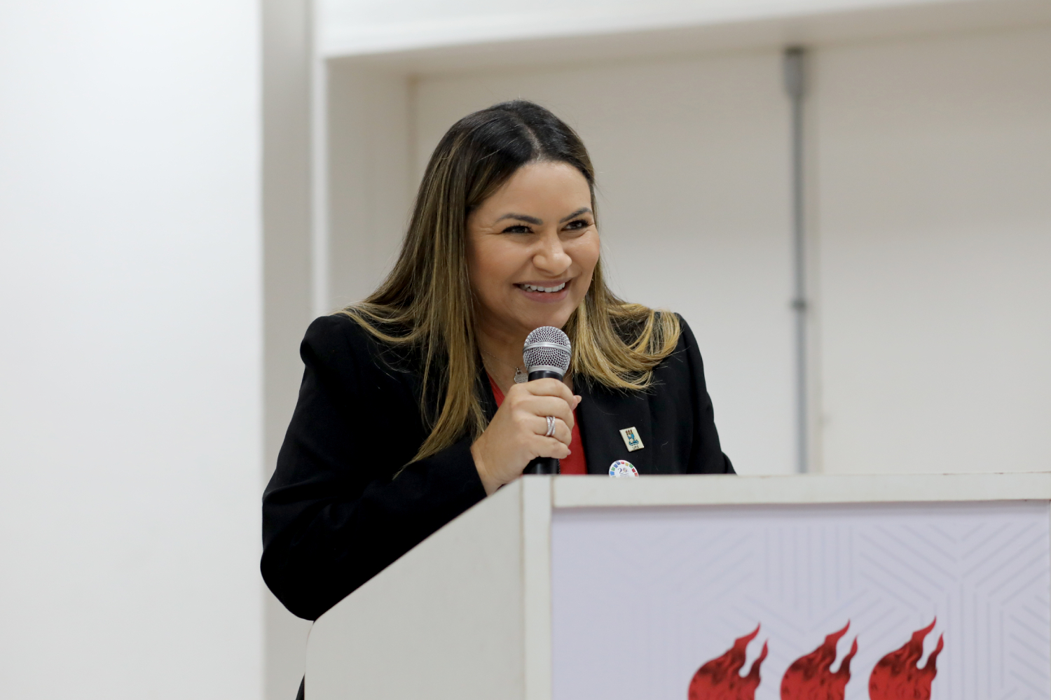 Sarah França é coordenadora do Observatório das Metrópoles - Núcleo Aracaju. (Foto: Schirlene Reis/Ascom UFS)