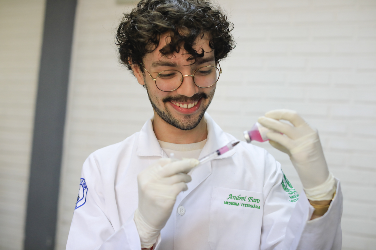 Estudante do 7º período de Medicina Veterinária Andrei Faro (Foto: Adilson Andrade/Ascom UFS)