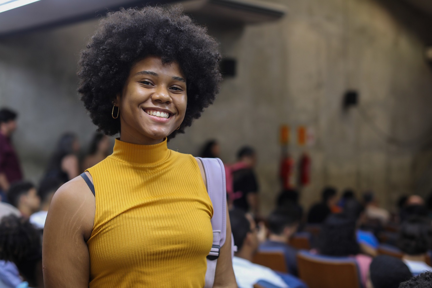 Isabelle Nascimento inicia licenciatura em Ciências Biológicas neste semestre (Foto: Elisa Lemos/Ascom UFS)