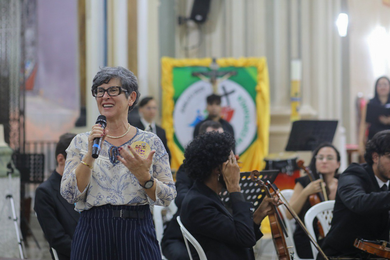Vice-reitora Silvana Bretas lembra que UFS é patrimônio de toda a sociedade sergipana (Foto: Elisa Lemos/Ascom UFS)
