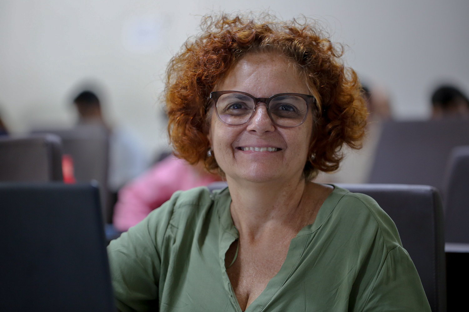Responsável pela Divisão de Animais Comunitários, professora Laura Jane Gomes (Foto: Janaína Cavalcante/Ascom UFS)