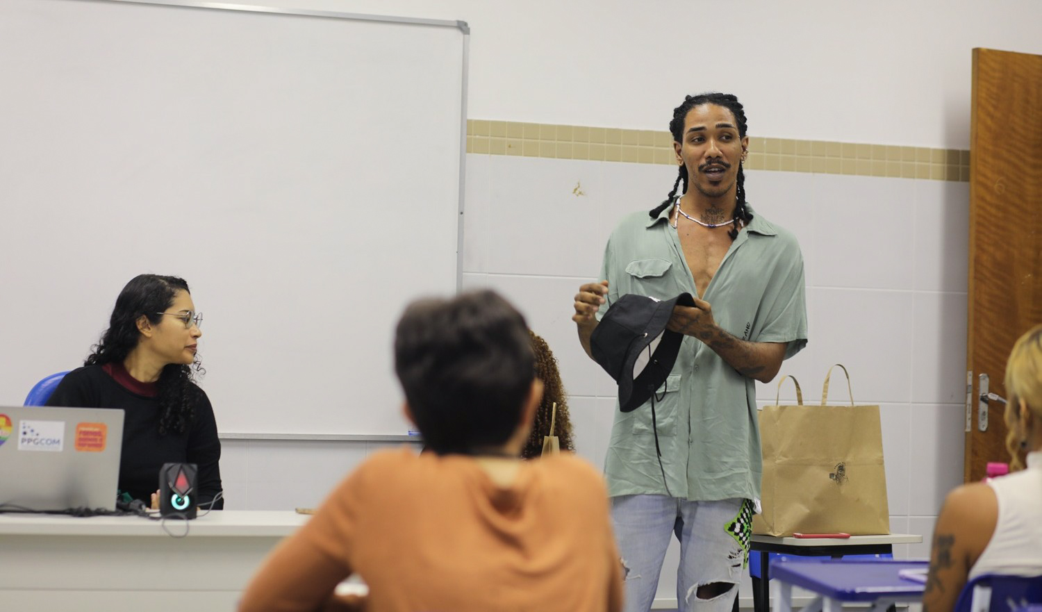 Neto Oliveira é um jovem empreendedor (Foto: Janaína Cavalcante/Ascom UFS)