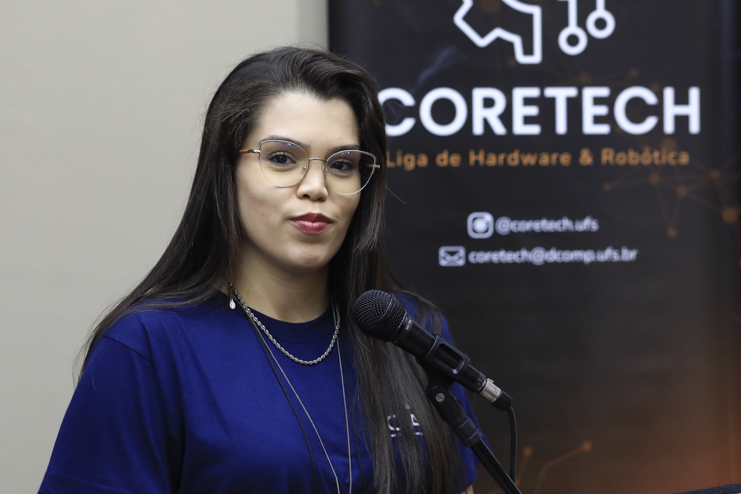 Alícia Vitória é discente do quinto período de Ciência da Computação (Foto: Adilson Andrade/Ascom UFS)