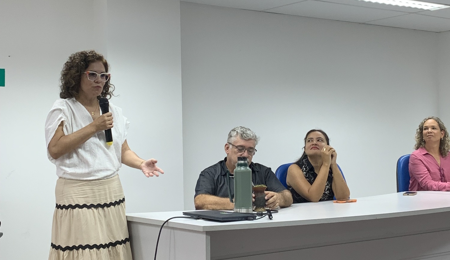 Ana Carolina Trompieri é chefe do departamento de Medicina Veterinária (Foto: Mateus Ferreira/ CCAA UFS)