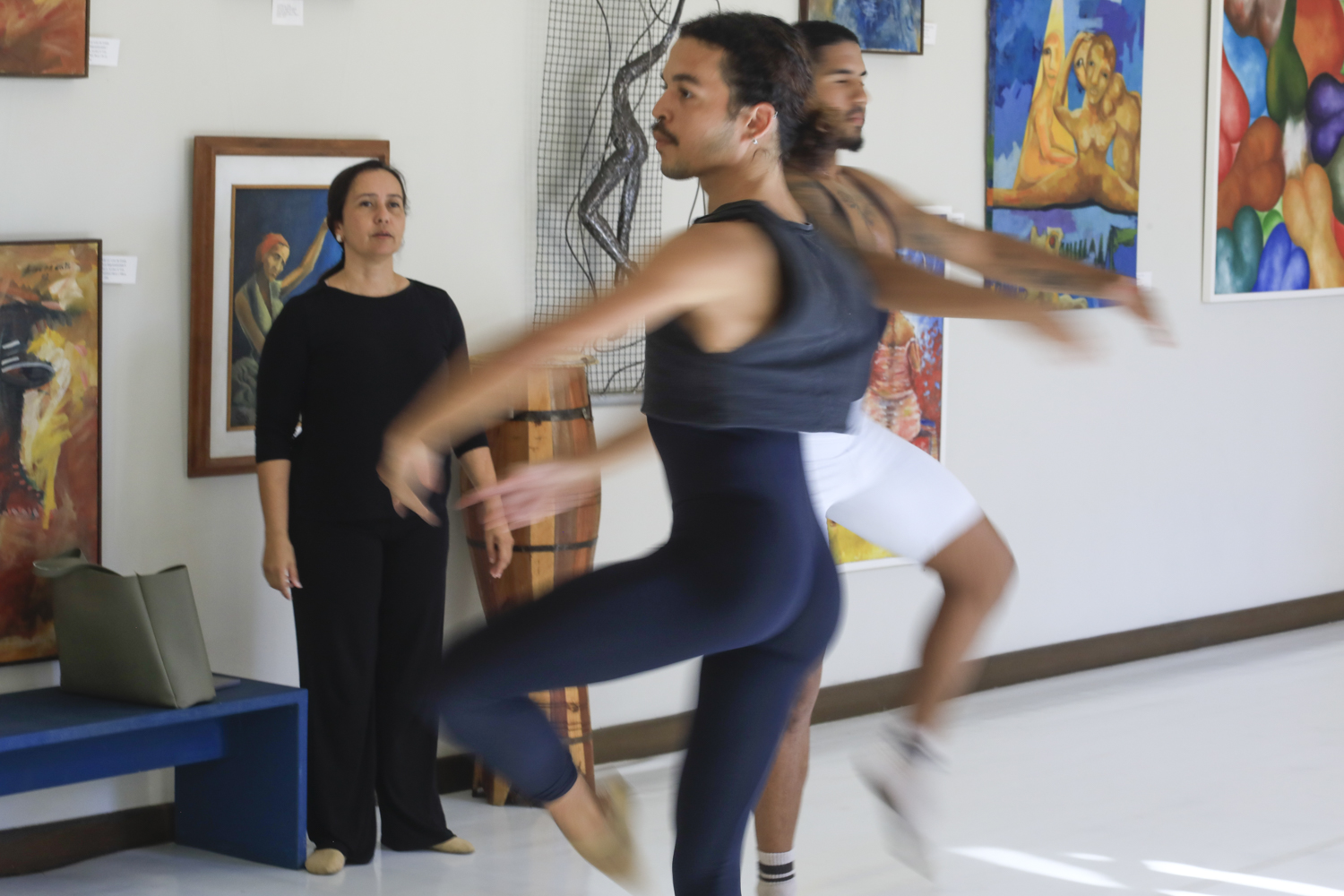 Professora de ballet clássico, Klely Perelo (Foto: Adilson Andrade/Ascom UFS)