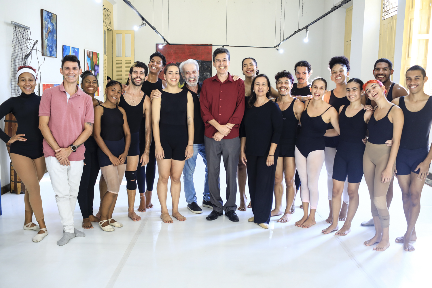 Reitor André Maurício visitou os ensaios da Companhia Jovem de Dança da UFS (Foto: Adilson Andrade/Ascom UFS)