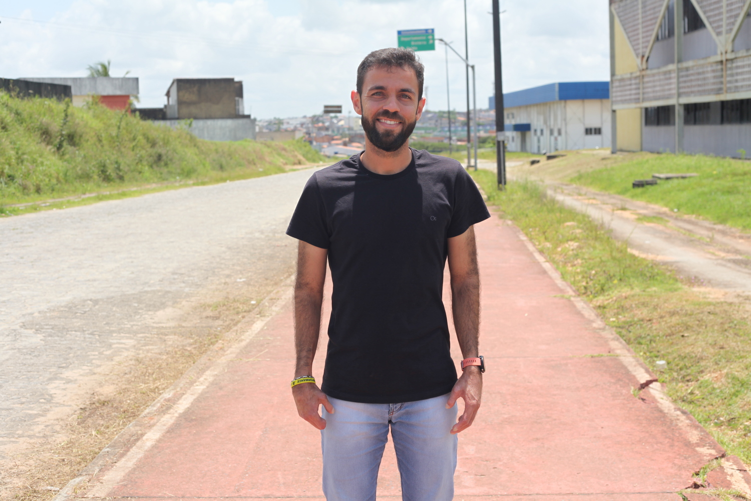 John utiliza, em seu tempo livre, o campus como espaço de treino (Foto: Ana Laura Farias/Campus Lagarto)