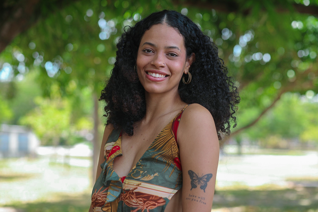 Ingrid Barbosa, recém-graduada em Filosofia  (Foto: Janaína Cavalcante/Ascom UFS)
