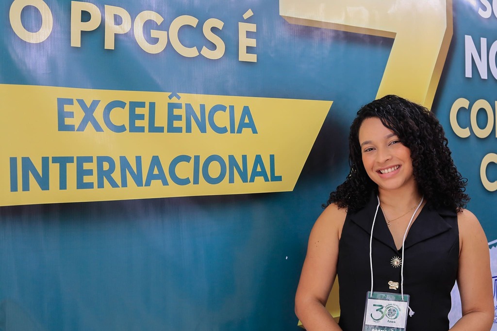 Mestranda Silvia Vitória (Foto: Janaína Cavalcante/Ascom UFS)