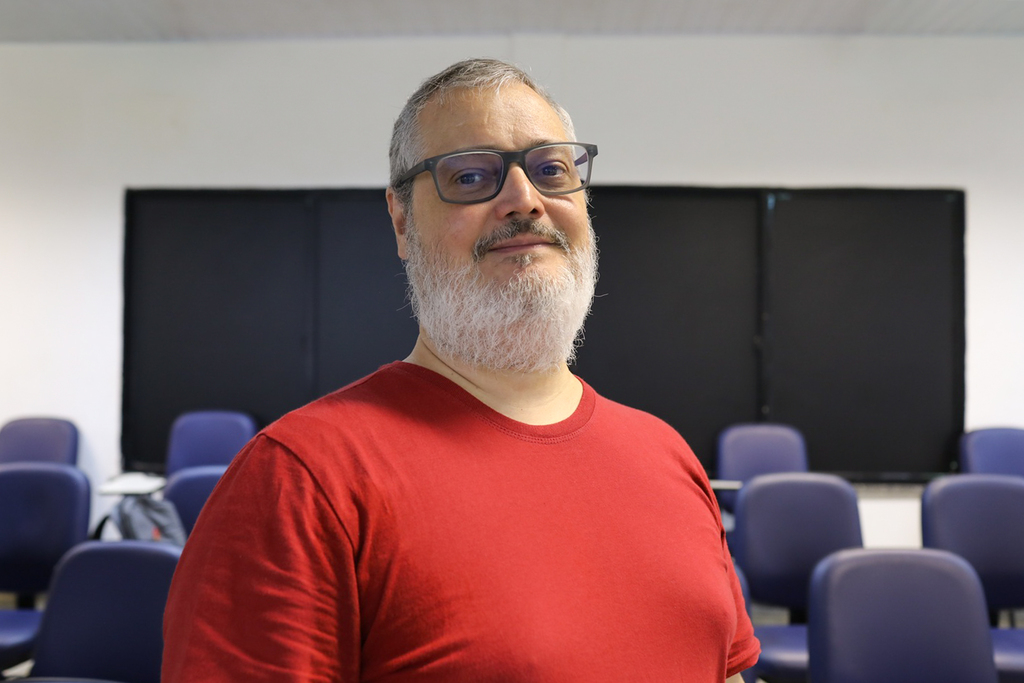O professor da UFF, Fabián Núñez. (Foto: Janaína Cavalcante/Ascom UFS)