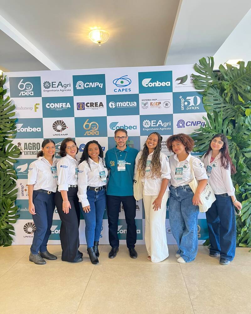 Participantes do GEMAIA no Congresso (Foto: Arquivo Pessoal)