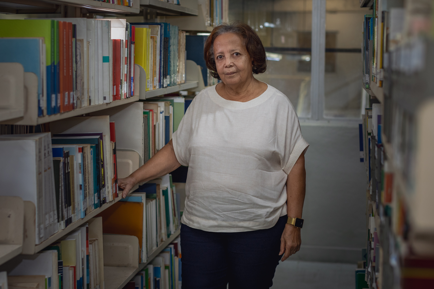 Alaine Maria Barros de Almeida Assis, dedicou 51 anos à UFS como bibliotecária-documentalista (Foto: Jackson Bandeira/Ascom UFS)