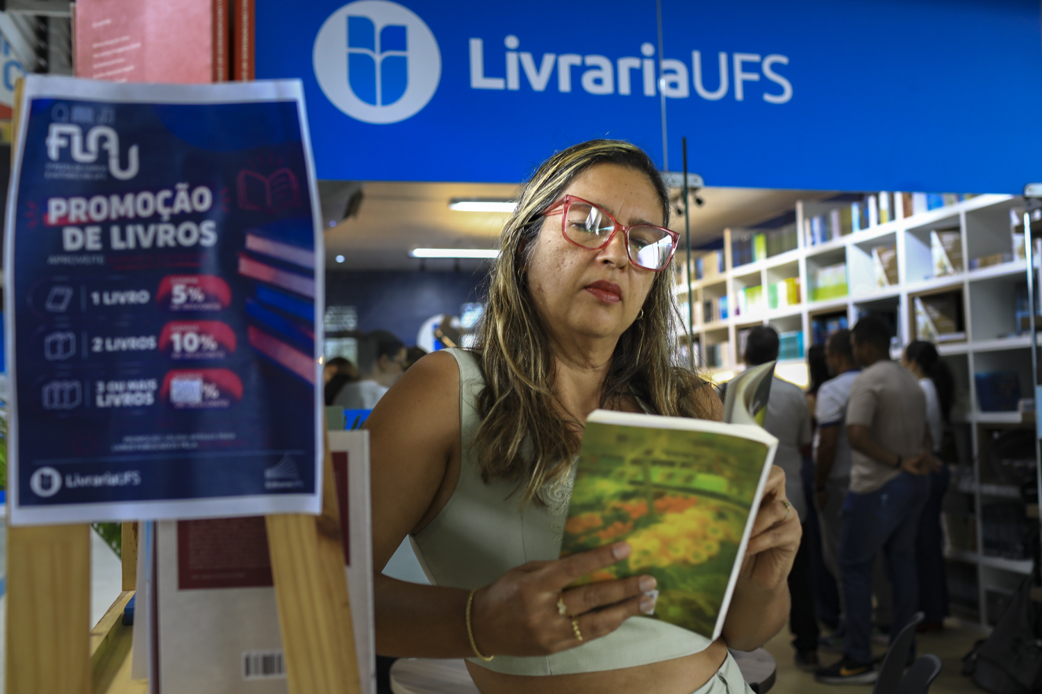 Indira Ribeiro, leitora (Foto: Adilson Andrade/Ascom UFS)