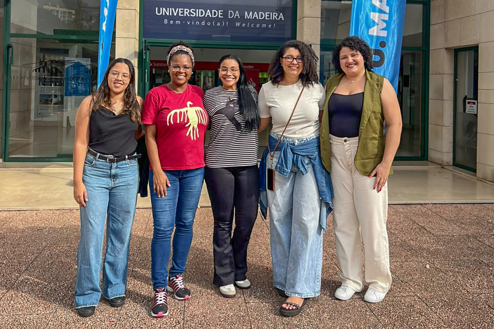 Da esquerda para a direita Lorena Alves e Laura Santos - PPGECIMA/UFS; Syntia Santos - Unifap; Erica Bianco e Tainah Carvalho - PPGED/UFS (Foto: arquivo pessoal)