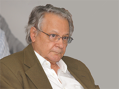 Eduardo Conde Garcia, ex-reitor da UFS e filho de Antônio Garcia Filho.