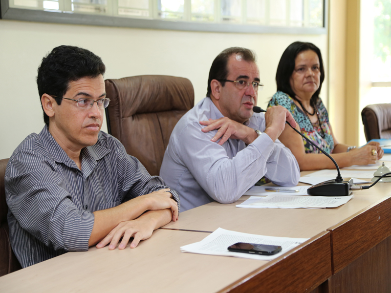 Consu debate proposta construída em grupo