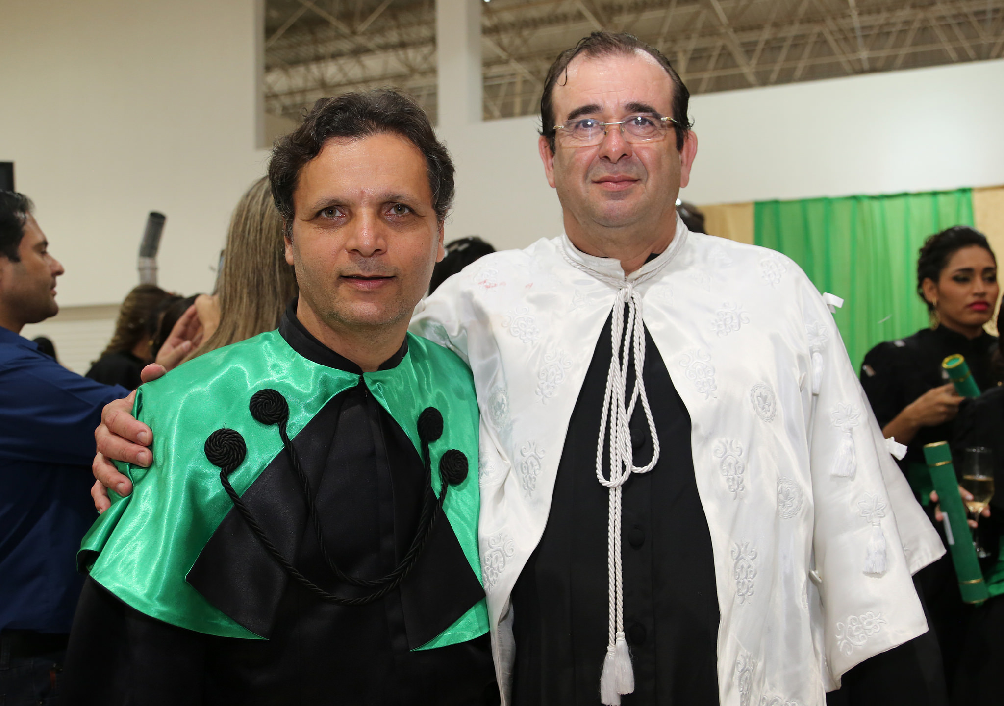 Diretor geral, Mário Adriano, e reitor Angelo Antoniolli (Foto: Schirlene Reis)