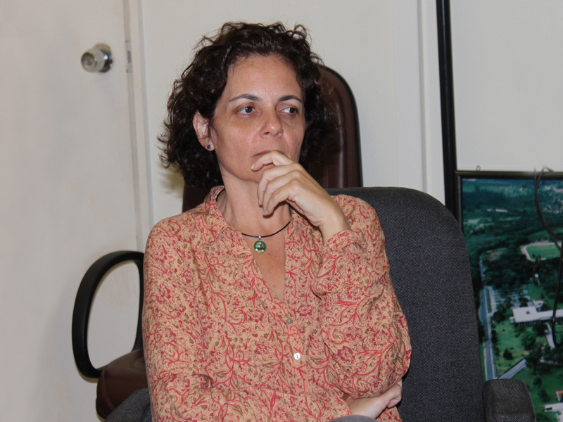 Para a professora Laura Jane, plano tem que ter participação de toda comunidade.