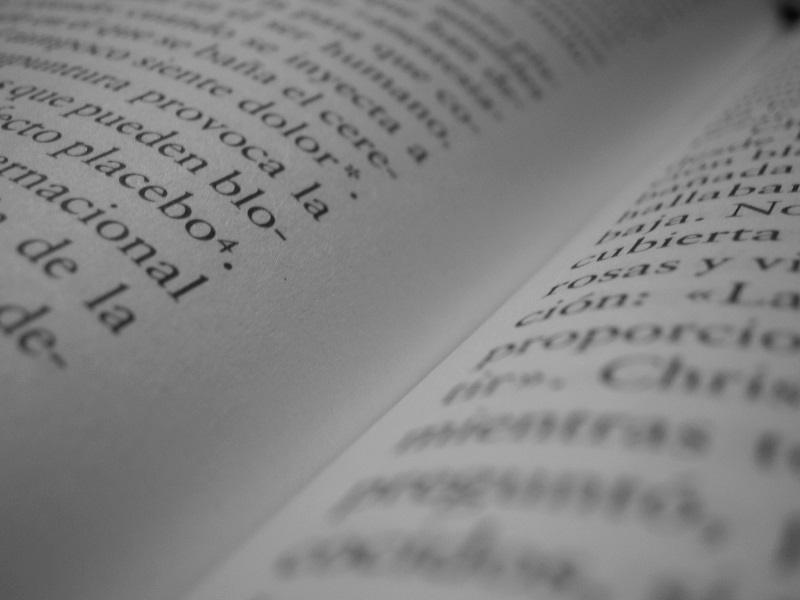 Mais de um milhão de reais em livros