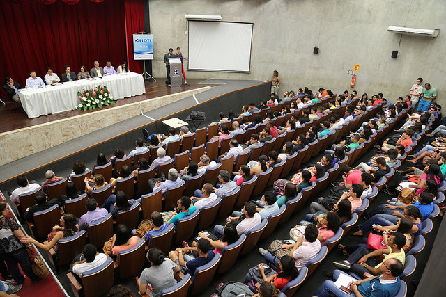 Homenagens e memórias da IC