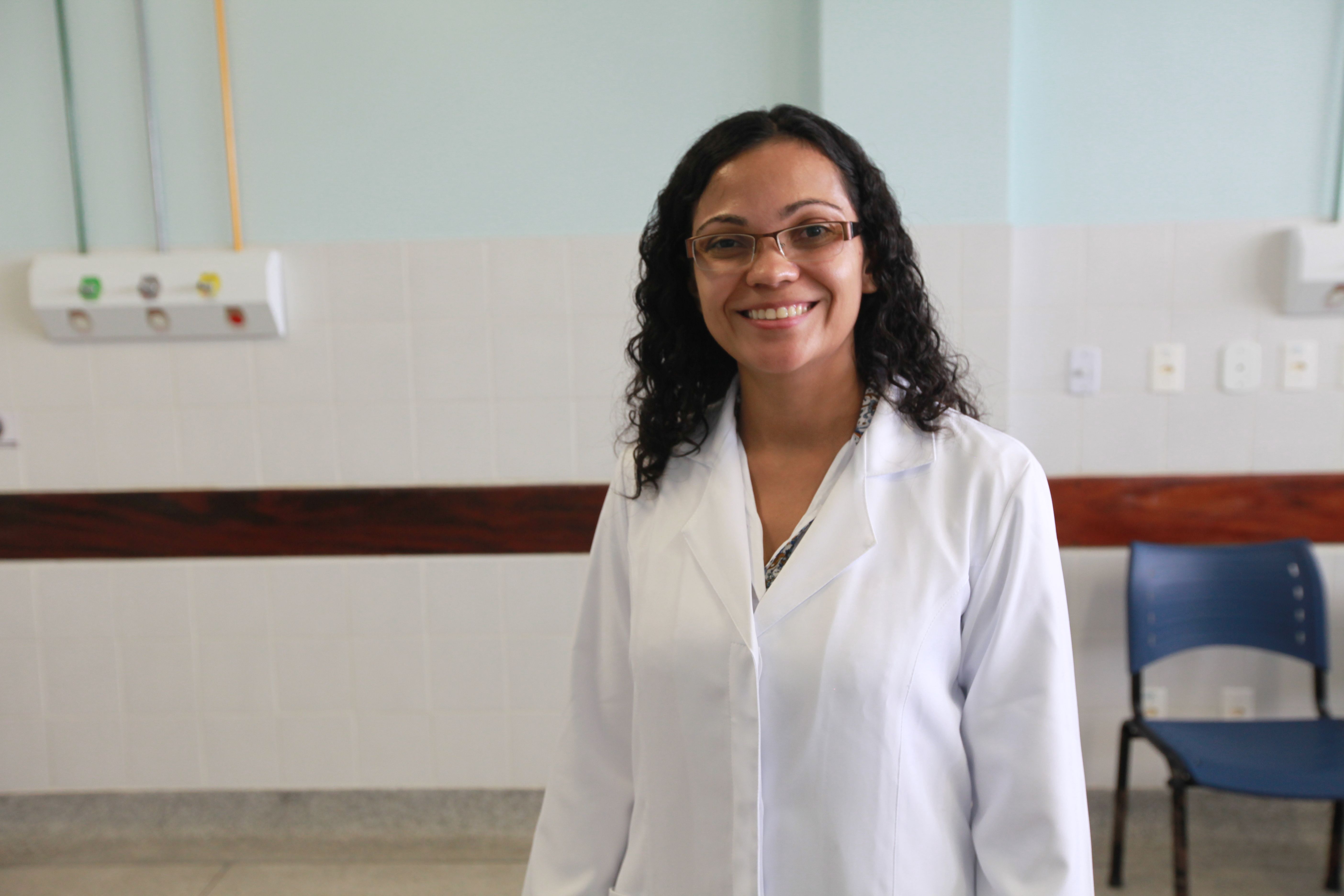 Adriana Carvalho, do Laboratório de Pesquisa em Oncologia Clínica da UFS. 