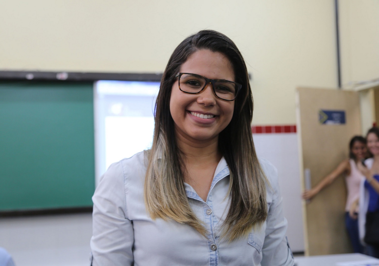 Flávia Almeida, 21, do 9º período de Farmácia, apresentou o trabalho do Pibic com o tema “Avaliação dos distúrbios do sono e atividade cardiorrespiratória de pacientes com a doença Charcot-Marie-Tooth do tipo 2”.