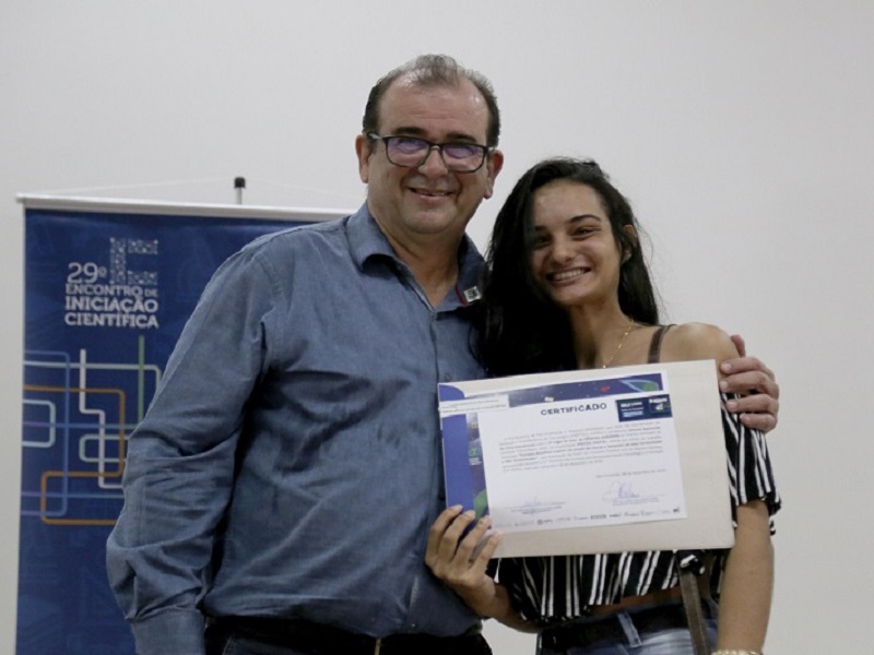 Estudantes e orientadores são premiados no último dia da Semac