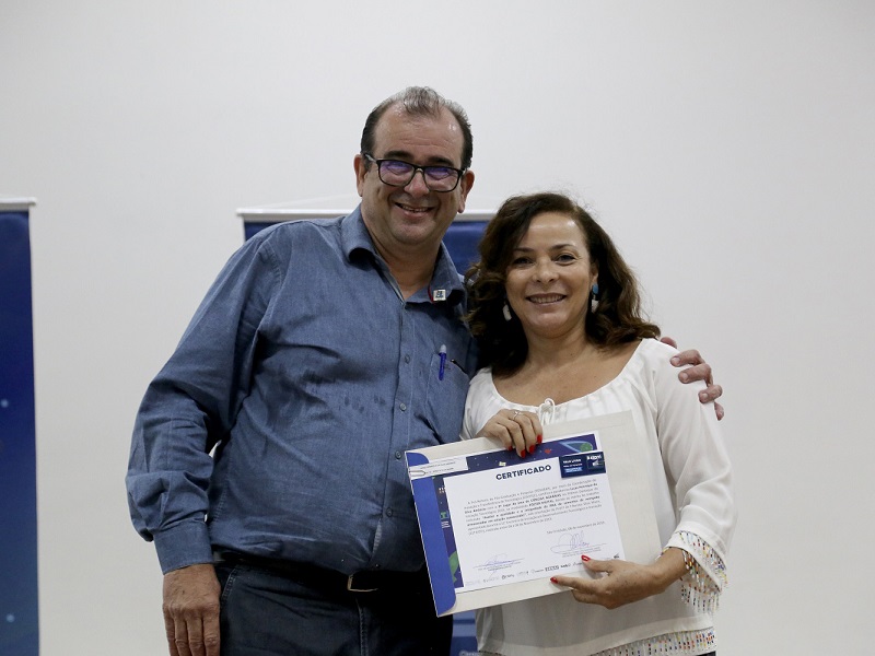 Estudantes e orientadores são premiados no último dia da Semac