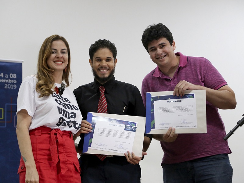 Estudantes e orientadores são premiados no último dia da Semac