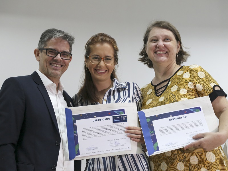 Estudantes e orientadores são premiados no último dia da Semac