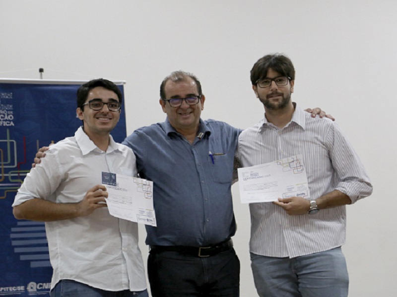 Estudantes e orientadores são premiados no último dia da Semac