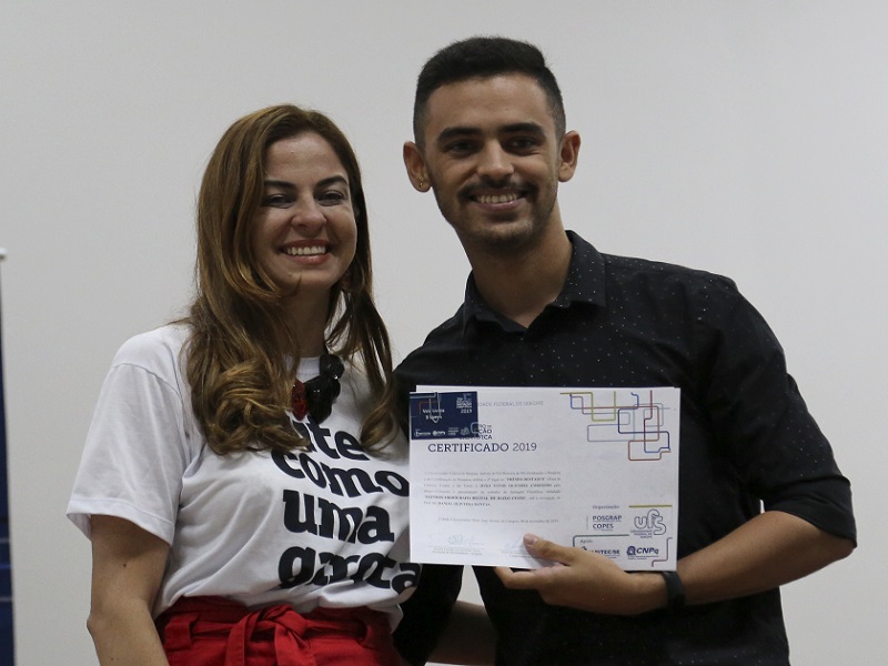 Estudantes e orientadores são premiados no último dia da Semac