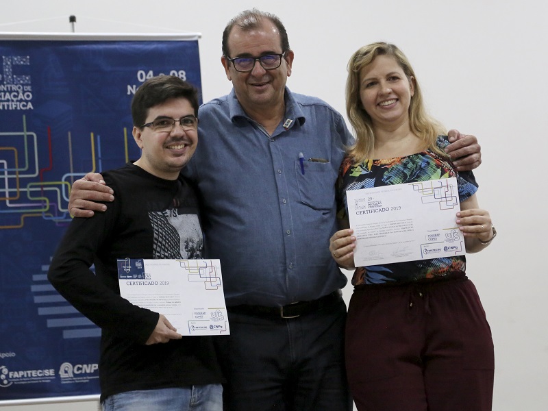 Estudantes e orientadores são premiados no último dia da Semac